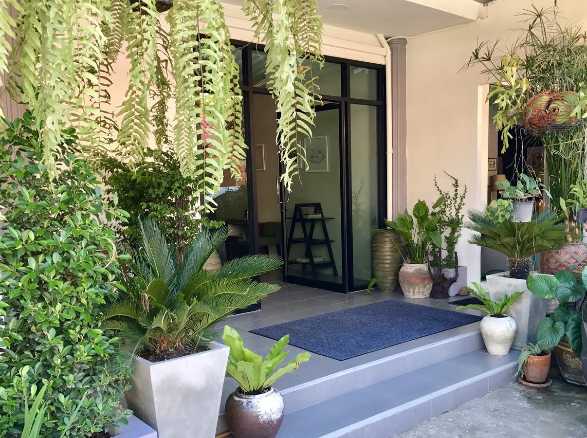 The Beach Cha Am Guest House Cha-Am Exterior photo